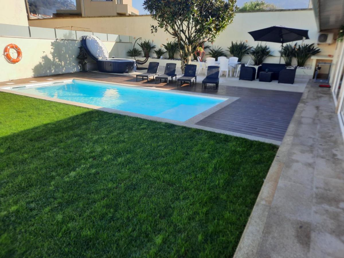 فيلا Michel'S House إسبونسيندي المظهر الخارجي الصورة